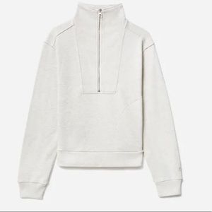 Everlane the track half zip. Size S